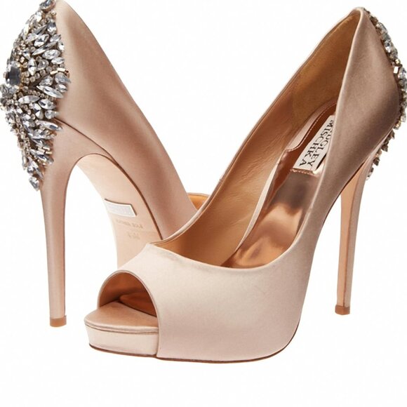 BADGLEY MISCHKA Kiara Crystal Embellished Peep-Toe Pumps in Light Pink Satin 9.5 - Picture 1 of 15